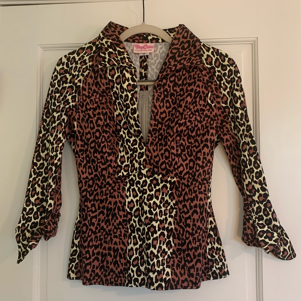 Pinup Couture Leopard Top Size Medium